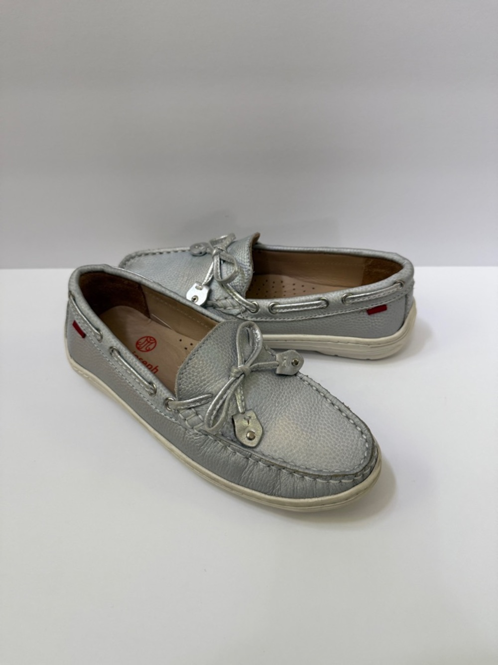 Marc Joseph New York Girls Youth Silver Leather Boat Loafers Bow Front Size 1.5